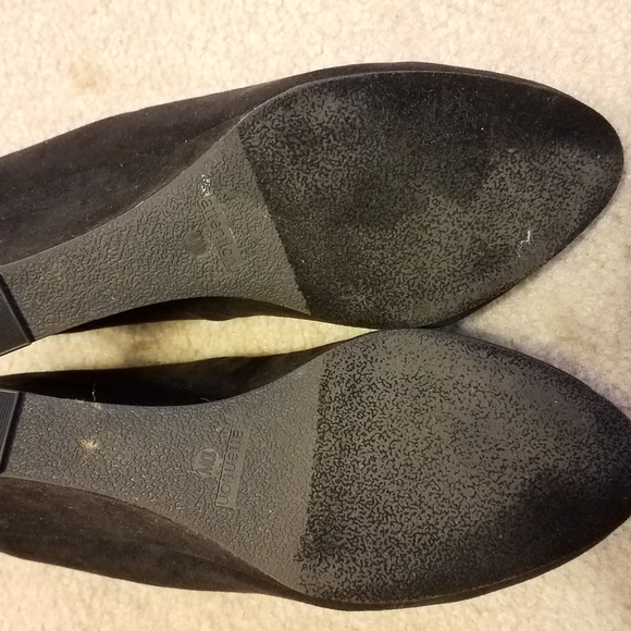 Black Women's Wedges - Picture 4 of 4